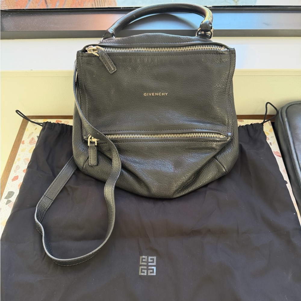 GIVENCHY Sugar Goatskin Pandora Black rare